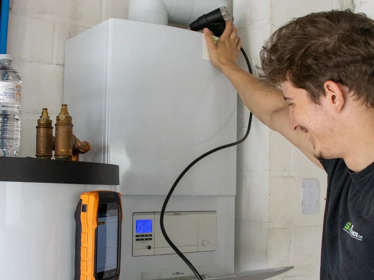 Vakkundig onderhoud van een condensatieketel door SunTronics