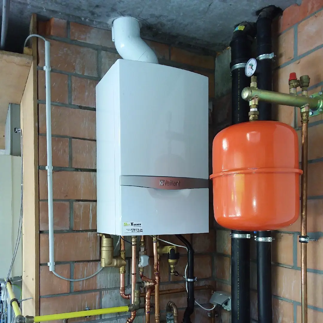 Afgewerkte installatie van een gascondensatieketel