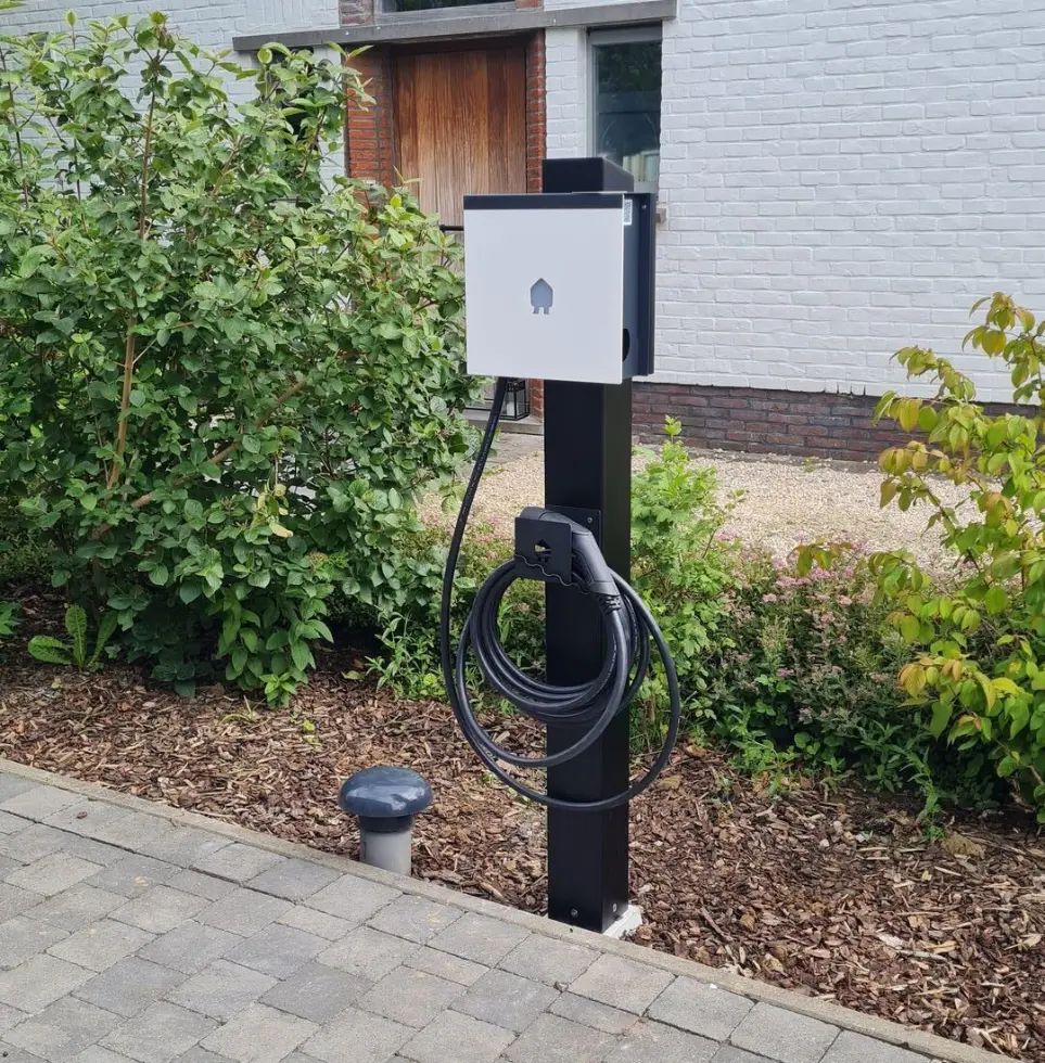 Plaatsing van een laadpaal thuis voor zakelijke auto